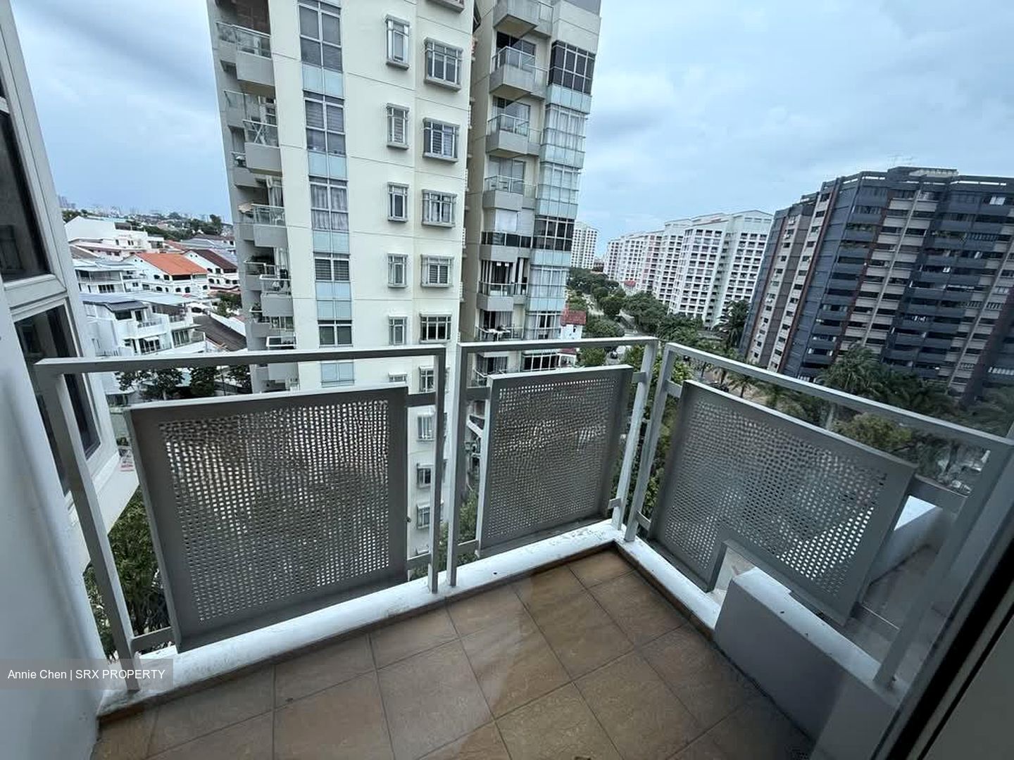 Starville (D14), Condominium #570218381
